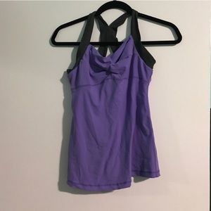 Lululemon workout top